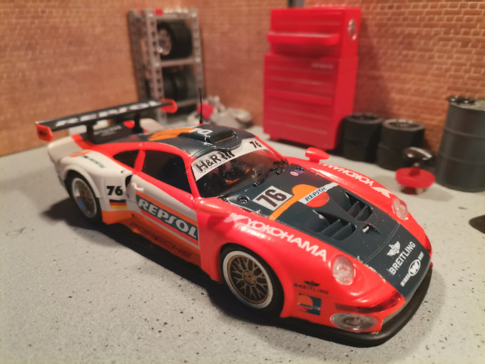 Porsche GT1 Repsol